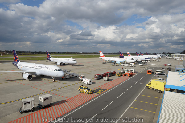 Liege airport 2016-04-03